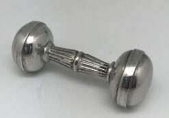 ADB-102 W 4 cms L 11 cms H 4.5 cms.