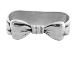 Code: AN-128 W 2.8 cm. L 6.3 cm.